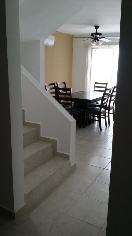 Monterrey Mexico Suites Extérieur photo